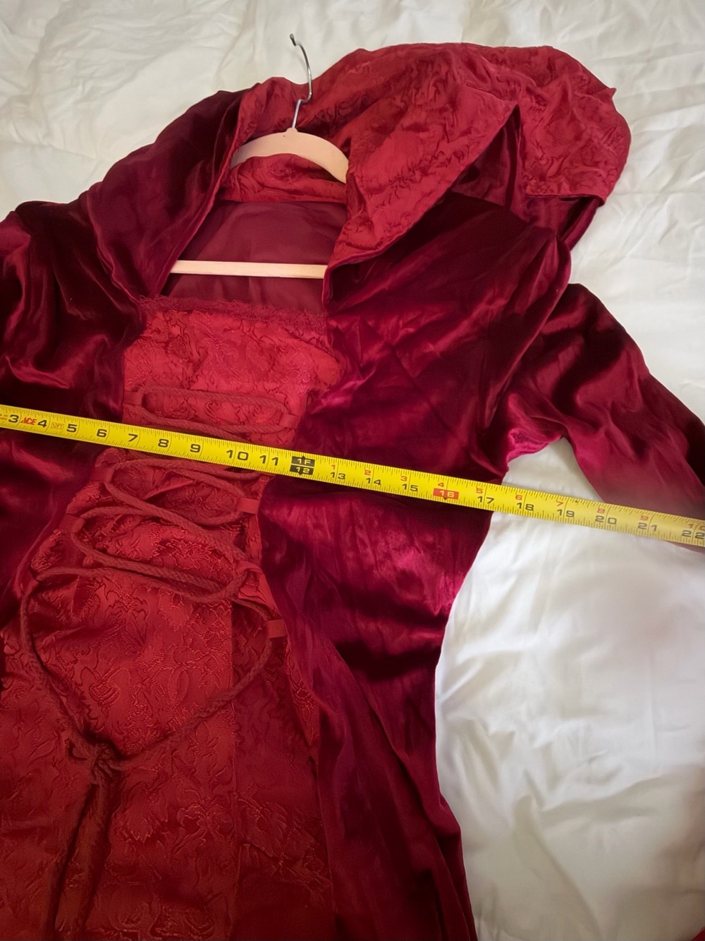 Wine Red Hooded Medieval Gown - Picture 10 of 13